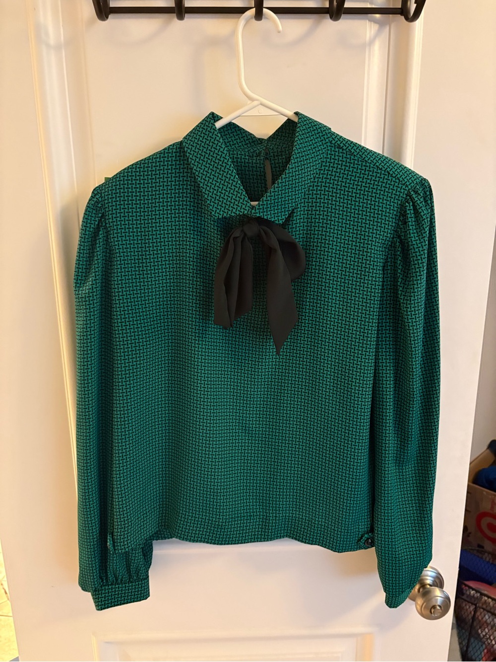 Vintage Green Long-Sleeve Tie-Neck Blouse